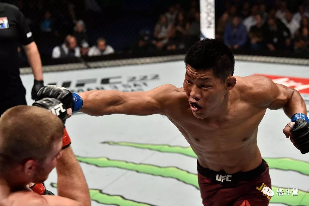 李景亮UFC最新比賽，鐵血戰(zhàn)士的榮耀之路持續(xù)閃耀擂臺(tái)之上
