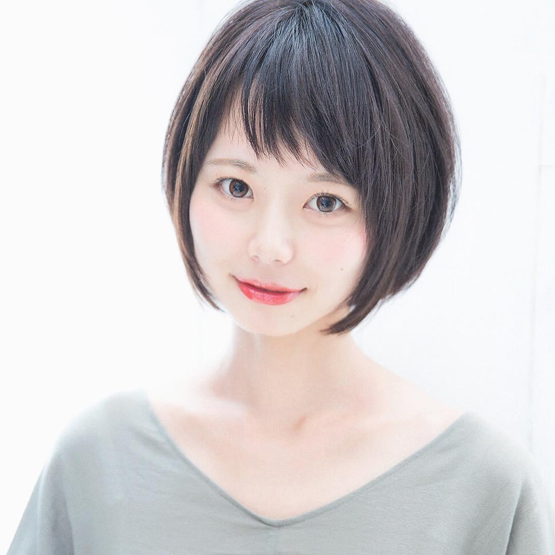 最新女子短發(fā)發(fā)型時(shí)尚潮流多樣展現(xiàn)圖片