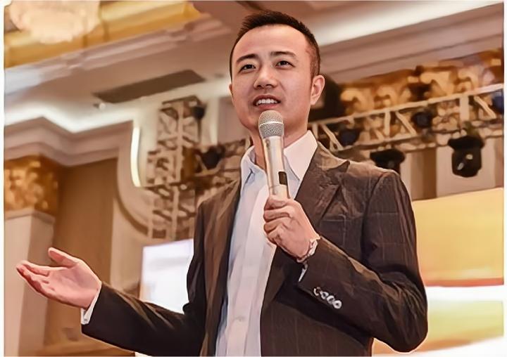俞凌雄最新視頻,俞凌雄最新視頻，展現(xiàn)領(lǐng)導(dǎo)力與創(chuàng)業(yè)智慧的全新篇章