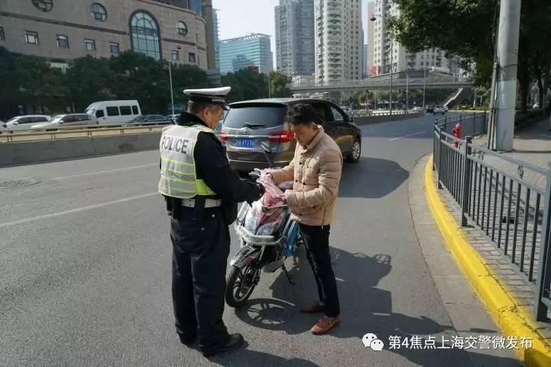上海交警最新版，科技引領(lǐng)交通管理革新之路